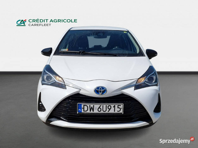 Toyota Yaris Hybrid 100 Active Hatchback. DW6U915 III (2011-2019)