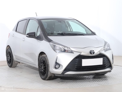 Toyota Yaris III , Salon Polska, Serwis ASO, Klima, Tempomat