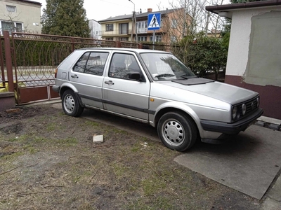 Volkswagen Golf II 1,8i, 1989 r, benzyna + gaz, srebrny metallic