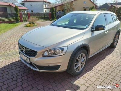 Volvo V60 Cross Country