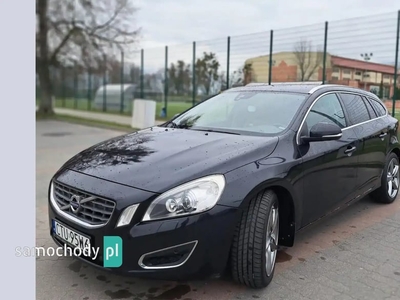 Volvo V60 I