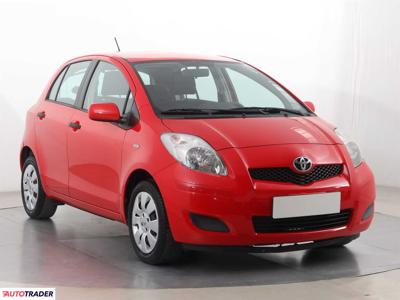 Toyota Yaris 1.0 68 KM 2010r. (Piaseczno)