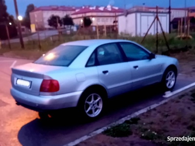 Audi A4 1,8 Lpg- nowy rozrząd, stan bdb