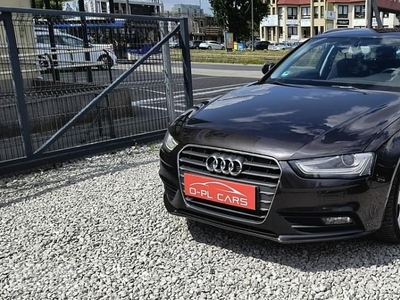 Audi A4 IV (B8) LIFT | Nawigacja MMI 2 | Czujniki Parkowania |150 KM|LED| Nowy Rozrz