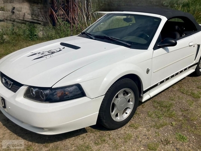 Ford Mustang IV 3.8 Benzyna Automat