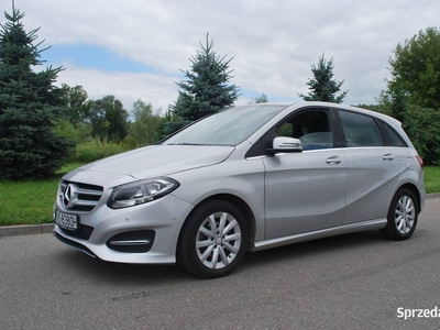 Mercedes Benz Klasa B Klima Navi Czujniki Parkowania Grzane Fotele 1.5 CDI