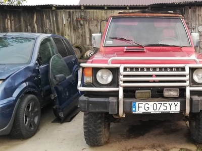 Mitsubischi Pajero 83r