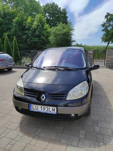 Renault Scenic II 7 os. minivan