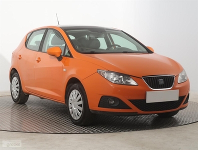 SEAT Ibiza V , Klimatronic, Tempomat, Parktronic, Podgrzewane siedzienia