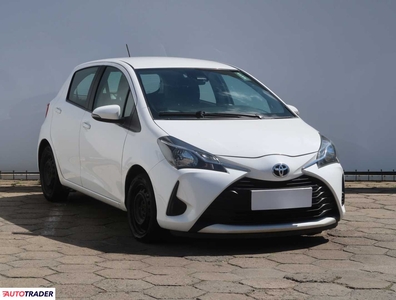 Toyota Yaris 1.0 71 KM 2020r. (Piaseczno)