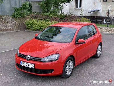 Volkswagen Golf 6 VI 2010 benzyna+Lpg mały przebieg