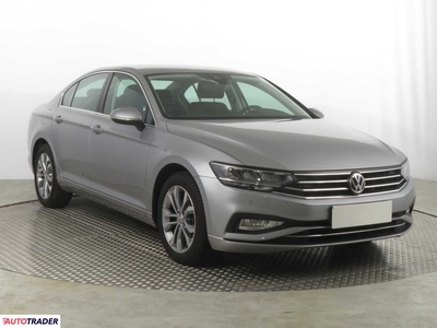 Volkswagen Passat 2.0 187 KM 2020r. (Piaseczno)