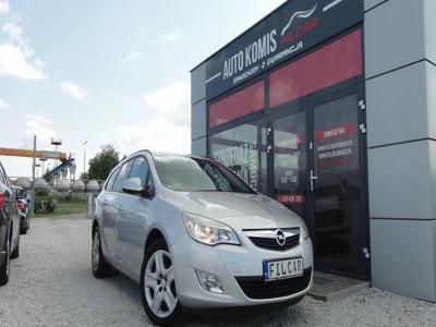 Opel Astra J Sports Tourer 1.4 Turbo ECOTEC 120KM 2011