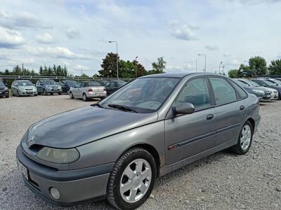 Renault Laguna I Hatchback 1.8 16V 120KM 2000