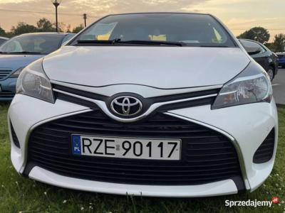 Toyota yaris 1.3 benzyna salon Polska,niski przebieg