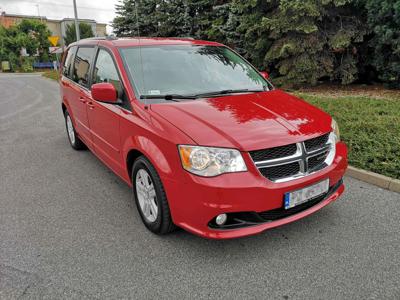 Używane Dodge Grand Caravan - 48 900 PLN, 282 230 km, 2013