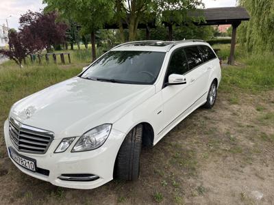 Używane Mercedes-Benz Klasa E - 44 900 PLN, 370 000 km, 2011
