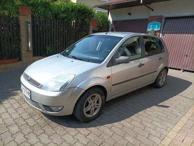 Używane Ford Fiesta - 3 900 PLN, 209 000 km, 2004