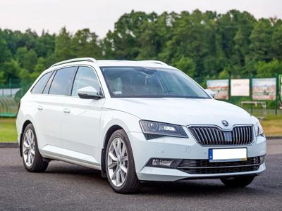 Używane Skoda Superb - 108 000 PLN, 67 596 km, 2018