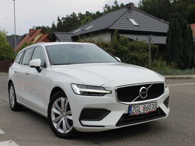 Używane Volvo V60 - 88 900 PLN, 214 000 km, 2019