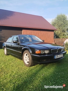 BMW Seria 7 E38 728i