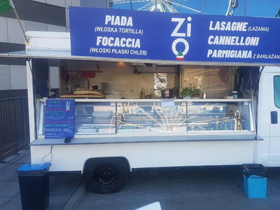 do wynajecia foodtruck auto gastronomiczne