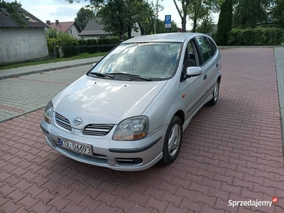 Nissan Almera Tino 1.8