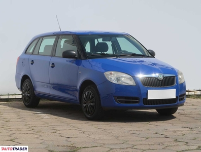 Skoda Fabia 1.4 84 KM 2009r. (Piaseczno)