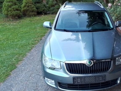 Skoda Superb 1.6 GreenLine 2012 Bogate wyposażenie Super cena super stan