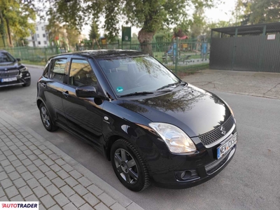 Suzuki Swift 1.3 benzyna 92 KM 2008r. (tarnów)