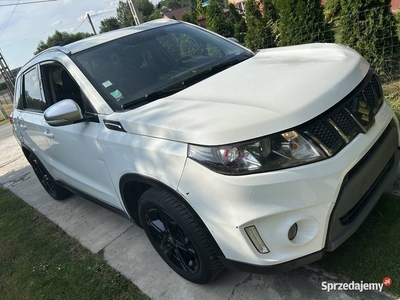 Vitara/ 2018r/ 4x4 / benzyna/ pełna opcja / super wyposażenie/