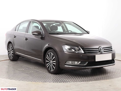 Volkswagen Passat 1.4 158 KM 2014r. (Piaseczno)