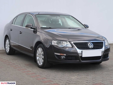 Volkswagen Passat 1.8 158 KM 2009r. (Piaseczno)