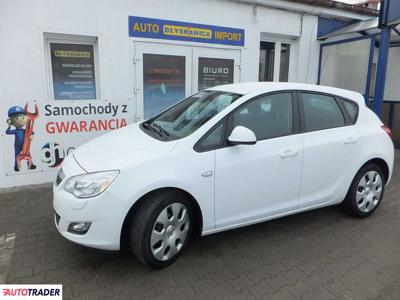 Opel Astra 1.2 diesel 95 KM 2011r.