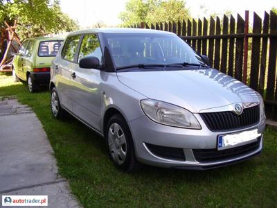 Skoda Fabia 1.6 75 KM 2011r. (Starachowice)