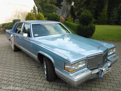 Używane Cadillac Fleetwood sprowadzony ze Stanów w 2013 roku