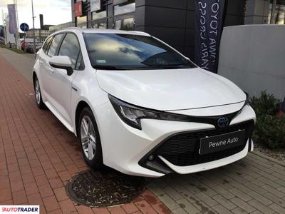 Toyota Corolla 1.8 hybrydowy 122 KM 2019r. (Konin)