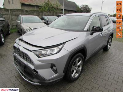 Toyota RAV 4 2.0 benzyna 173 KM 2020r. (Gliwice)