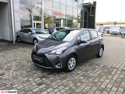 Toyota Yaris 1.5 benzyna 111 KM 2019r. (Katowice)