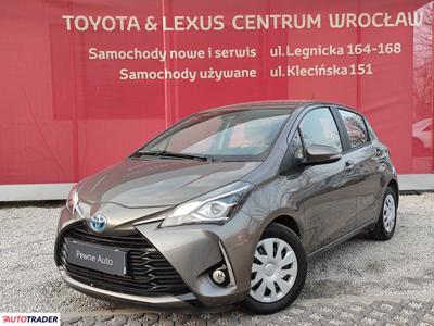 Toyota Yaris 1.5 hybrydowy 100 KM 2018r. (Wrocław)