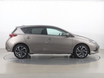 Toyota Auris 2015 1.2 Ti 50444km Lounge