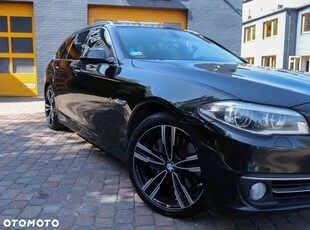 BMW Seria 5 525d xDrive Luxury Line