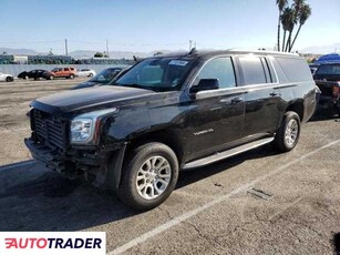 GMC Yukon 5.0 benzyna 2018r. (VAN NUYS)