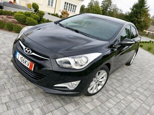 Hyundai i40 1.7crd kamera navi 120 tys km