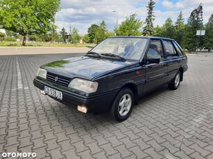 Polonez Caro