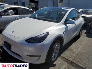 Tesla Model Y benzyna 2023r. (VALLEJO)