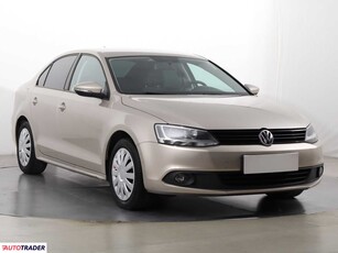 Volkswagen Jetta 1.6 103 KM 2012r. (Piaseczno)