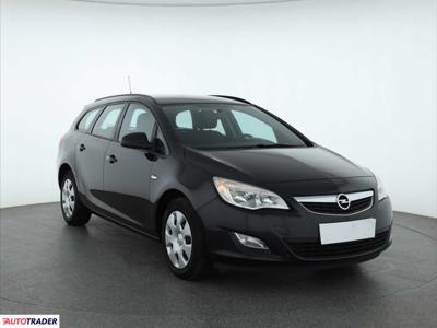 Opel Astra 1.7 108 KM 2011r. (Piaseczno)