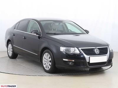 Volkswagen Passat 2.0 108 KM 2010r. (Piaseczno)