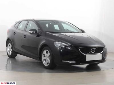 Volvo V40 2.0 147 KM 2017r. (Piaseczno)